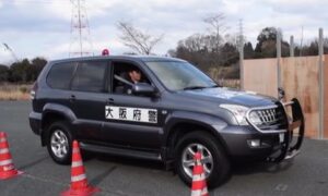 大阪府警地域遊撃車